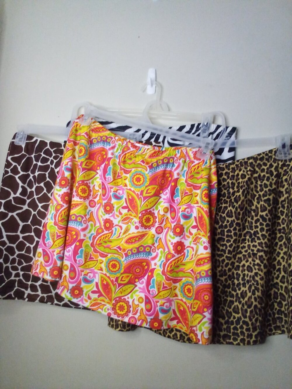 Smash Gal Skirt Women 2XL Lot of 4 Mini Short elastic Casual Prints Colorful